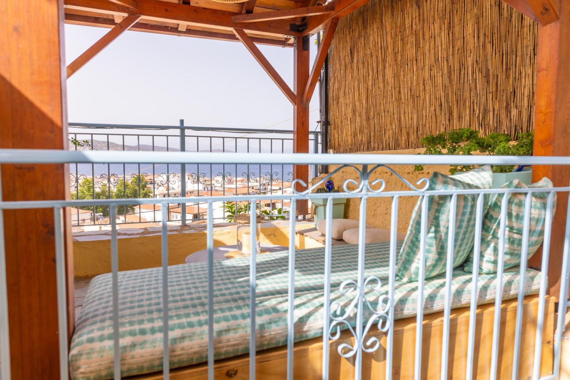 Vasiliki Cozy & Modern House Githio View Villa Екстериор снимка